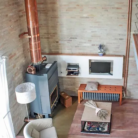 Pintura Sleeps 4 Pool Air Con Wifi Morrovalle